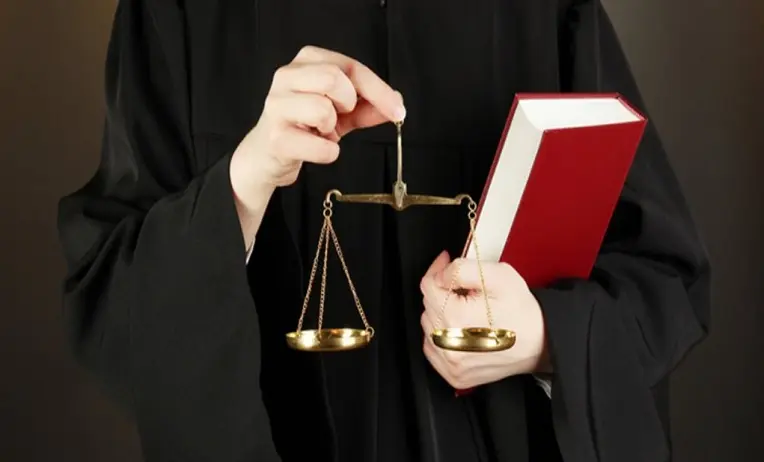 قائمة أسعار أتعاب المحامين في السعودية